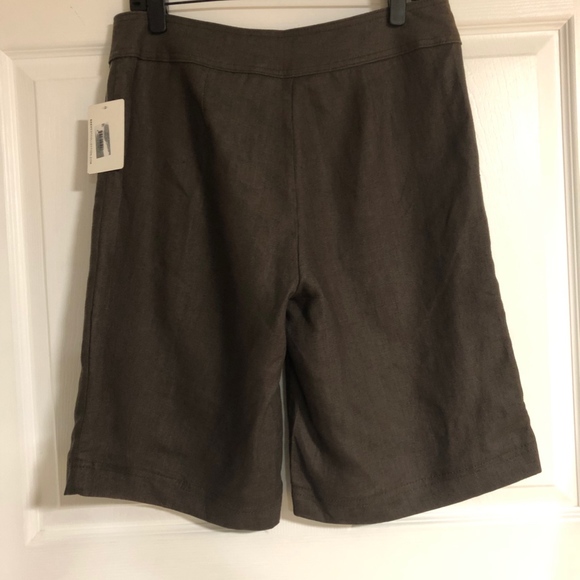 600 West Walking Shorts - Picture 2 of 5